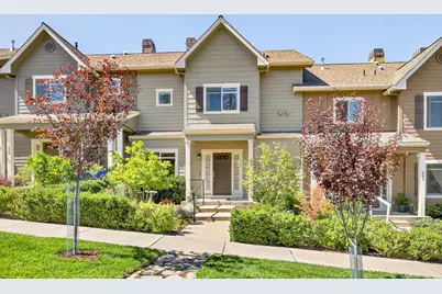 985 Camelot Drive, Ashland, OR 97520 - Photo 1