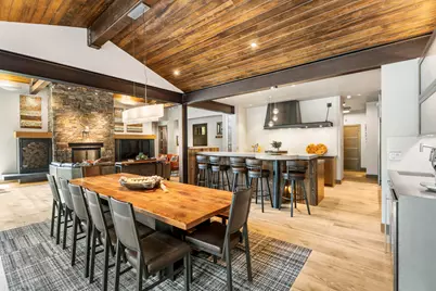 56641 Sunstone Loop #135, Bend, OR 97707 - Photo 1