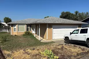 2481 Northcrest Cir, Medford, OR 97504 - Photo 1