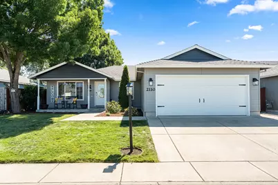 2110 Lara Lane, Central Point, OR 97502 - Photo 1