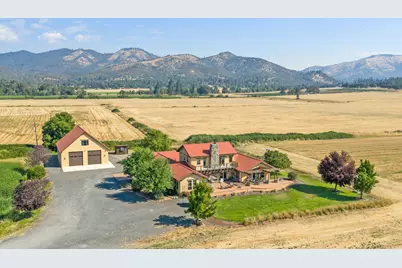 1176 Hamilton Road, Jacksonville, OR 97530 - Photo 1