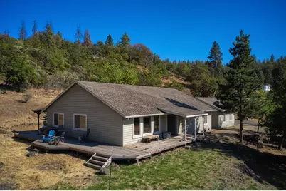 7505 Torrey Pines Terrace, Eagle Point, OR 97524 - Photo 1