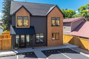 123 NW Broadway St, Bend, OR 97703 - Photo 1