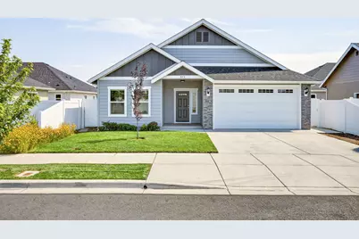 973 SW Blackberry Lane, Grants Pass, OR 97527 - Photo 1