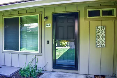 300 Shafer #B4, Jacksonville, OR 97530 - Photo 1