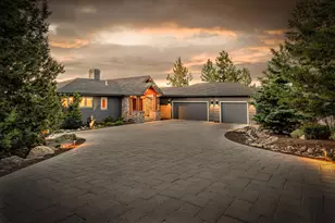 1432 NW Remarkable Dr, Bend, OR 97703 - Photo 1