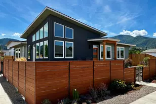 1199 Hagen Wy, Ashland, OR 97520 - Photo 1
