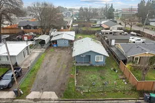 154 De Hague St, Medford, OR 97501 - Photo 1