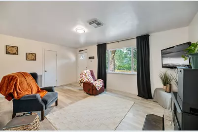 221 Acorn Street, Merlin, OR 97532 - Photo 1