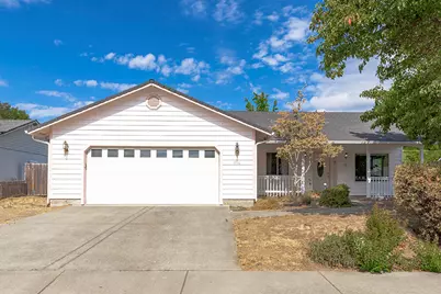 1710 Blue Moon Lane, Grants Pass, OR 97527 - Photo 1