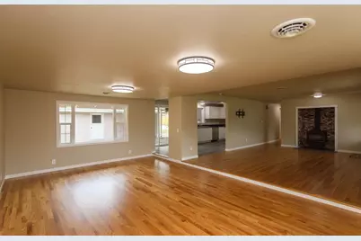 433 Highland Drive, Medford, OR 97504 - Photo 1