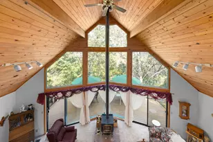 785 Keen Rd, Grants Pass, OR 97527 - Photo 1