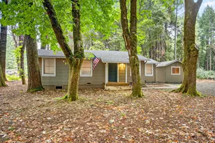 367 Madrona Dr, Cave Junction, OR 97523 - Photo 1