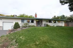 10073 Westbrook Dr, Klamath Falls, OR 97603 - Photo 1