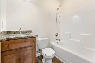 193 NW 31st Street, Redmond, OR 97756 - Photo 1