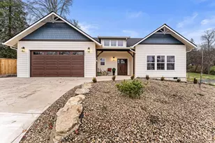 142 NW Crst Dr, Grants Pass, OR 97526 - Photo 1