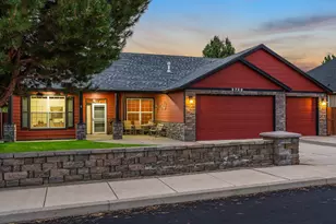 2700 NW 19th St, Redmond, OR 97756 - Photo 1