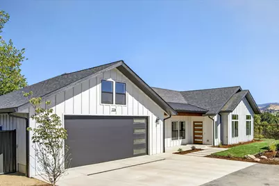 224 Alicia Street, Ashland, OR 97520 - Photo 1