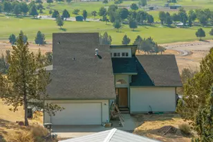 1925 NE Loucks Rd, Madras, OR 97741 - Photo 1