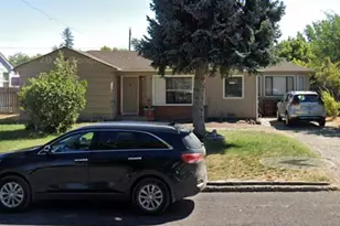 726 NE Lookout Ave, Prineville, OR 97754 - Photo 1