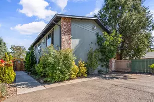 1116 Niantic St, Medford, OR 97501 - Photo 1