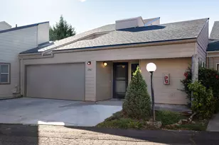 1947 NE Otelah Pl, Bend, OR 97701 - Photo 1