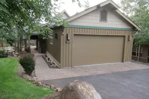 4634 Harrier Dr, Klamath Falls, OR 97601 - Photo 1