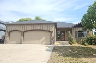 5257 Amberview Ln, Klamath Falls, OR 97603 - Photo 1