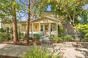 292 B St, Ashland, OR 97520 - Photo 1