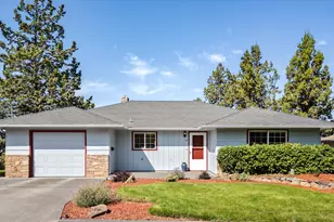 517 NW Canyon Dr, Redmond, OR 97756 - Photo 1