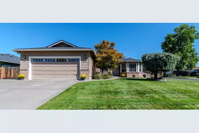 3024 Adams Circle, Medford, OR 97504 - Photo 1
