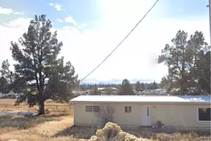 21035 Robin Ave, Bend, OR 97703 - Photo 1
