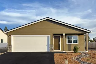 51788 Morning Pne Dr, La Pine, OR 97739 - Photo 1