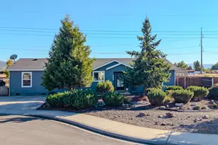 2956 Agate Meadows Cir, White City, OR 97503 - Photo 1