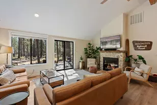 57440 Quartz Mountain Ln, Sunriver, OR 97707 - Photo 1