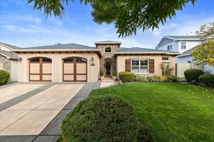 3757 Sherwood Park Dr, Medford, OR 97504 - Photo 1