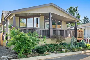 1055 N 5th St, Jacksonville, OR 97530 - Photo 1