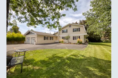 200 Conger Avenue, Klamath Falls, OR 97601 - Photo 1