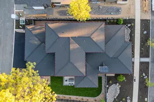 3367 NW Leavitt Ln, Bend, OR 97703 - Photo 1