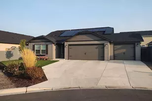 3517 Carlin Dr, Medford, OR 97504 - Photo 1