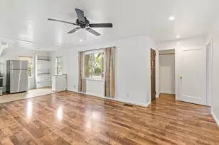 1104 Reddy Ave, Medford, OR 97504 - Photo 1