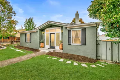 811 Iowa Street, Ashland, OR 97520 - Photo 1