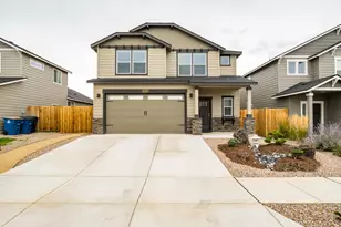 62825 NE Cranbrook Pl, Bend, OR 97701 - Photo 1