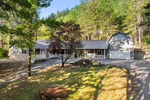 518 Riverbanks Rd, Grants Pass, OR 97527 - Photo 1