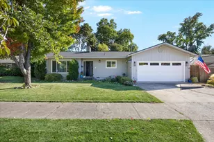 1208 Fortune Dr, Medford, OR 97504 - Photo 1