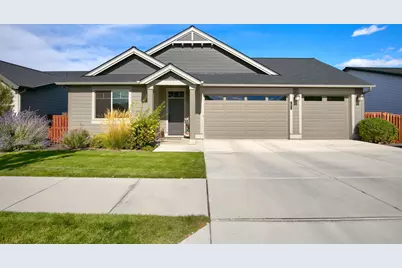 1071 NE Sunrise Street, Prineville, OR 97754 - Photo 1
