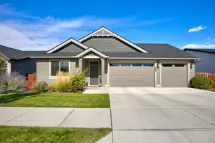 1071 NE Sunrise St, Prineville, OR 97754 - Photo 1