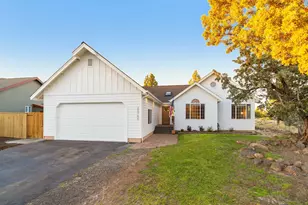 20766 S Loop Pl, Bend, OR 97703 - Photo 1