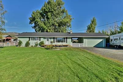 2795 Ball Road, Eagle Point, OR 97524 - Photo 1