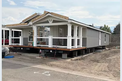 4601 S Pacific Highway #UNIT 3, Phoenix, OR 97535 - Photo 1